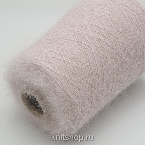 Пушистая Angora 80 (1011 пудра) 80% ангора, 20% па 2/13 650м/100гр