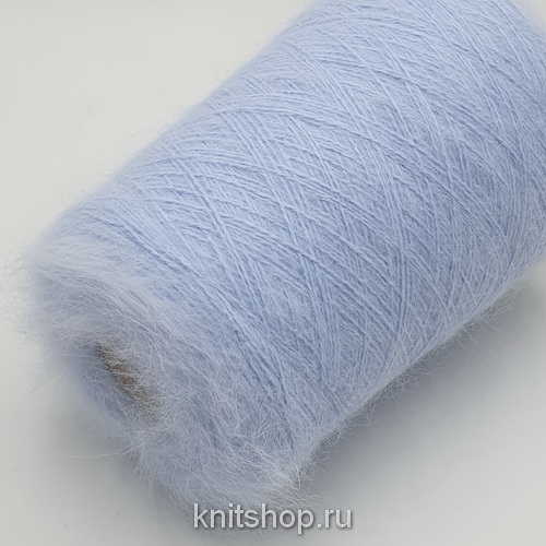 Пушистая Angora 80 (1062 светло-голубой) 80% ангора, 20% па 2/13 650м/100гр