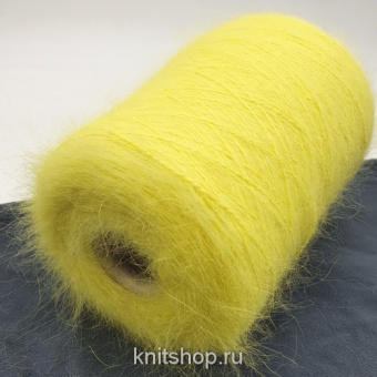 Пушистая Angora 80 (3239 яркий лимон) 80% ангора, 20% па 2/13 650м/100гр